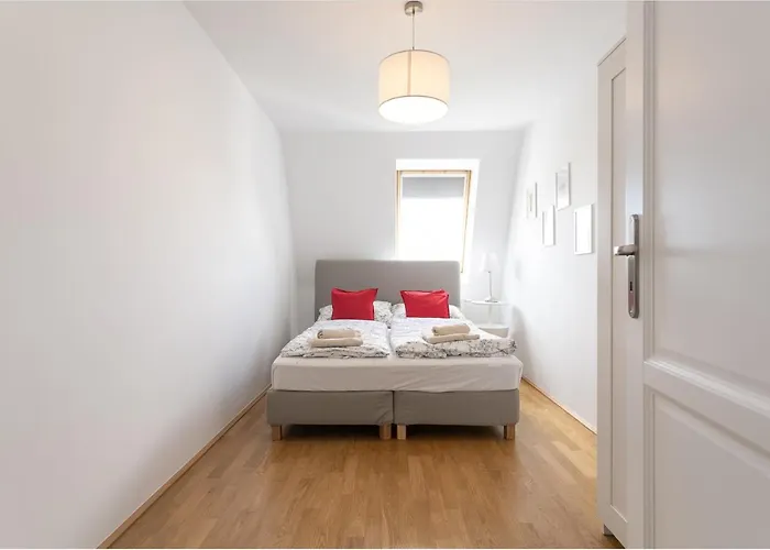 Elegante Auszeit L Lf35 * וינה